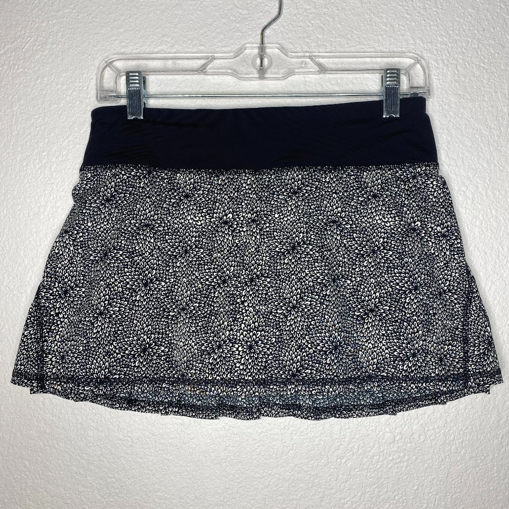 LULULEMON Skort with pleated back